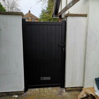 Byfleet Aluminium Gate