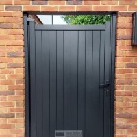 Byfleet aluminium gate/door.