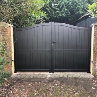Cobham gates