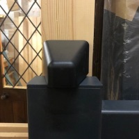 Right angle hinge mounting