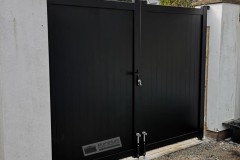 Byfleet Aluminium Gates