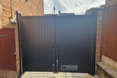 Byfleet Aluminium Gates pedestrian gates rear view.