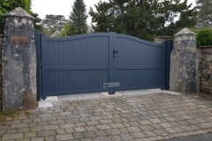 Cobham Aluminium Gates