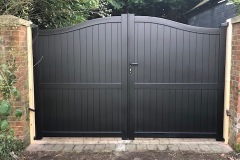 Cobham gates