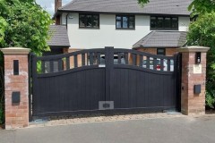 Esher Black RAL9005