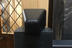 Right angle hinge mounting